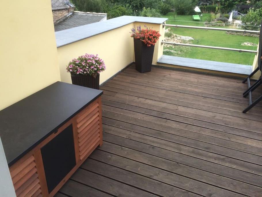 Apartment Harmonie-obergeschoss - 2x Schlafzimmer Kamin Playstation Grosser Balkon *