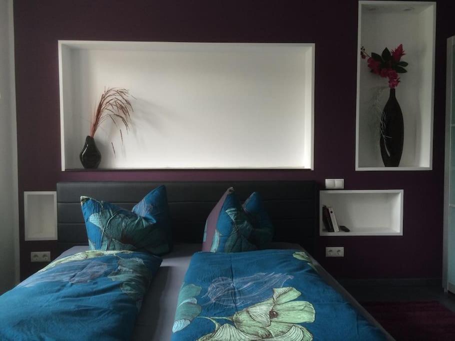 Harmonie-obergeschoss - 2x Schlafzimmer Kamin Playstation Grosser Balkon Dresden